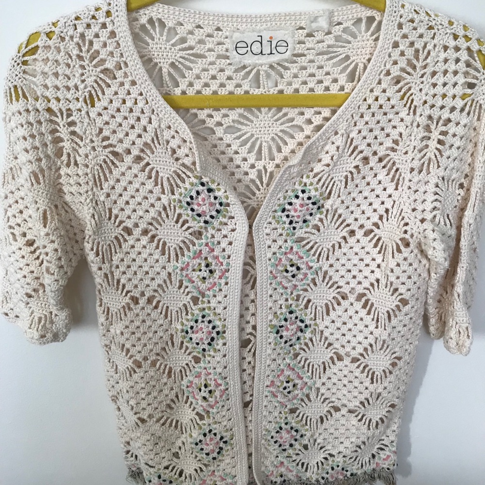 Adorable vintage knit shirt